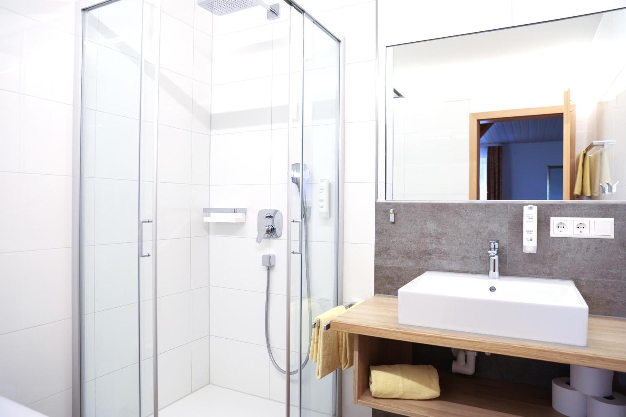 Landhotel Schellenberg Uberlingen Ngoại thất bức ảnh